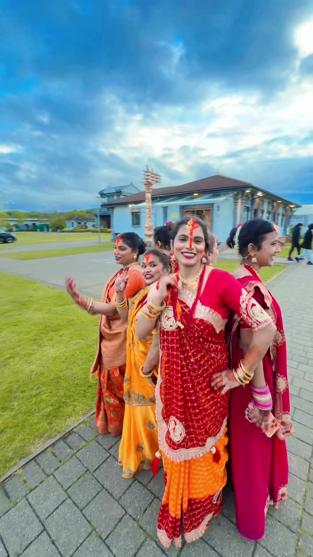 @Radhika❤️Rajesh🧿🇳🇵🇬🇧