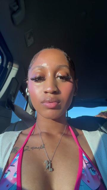 @NIA SIMONE