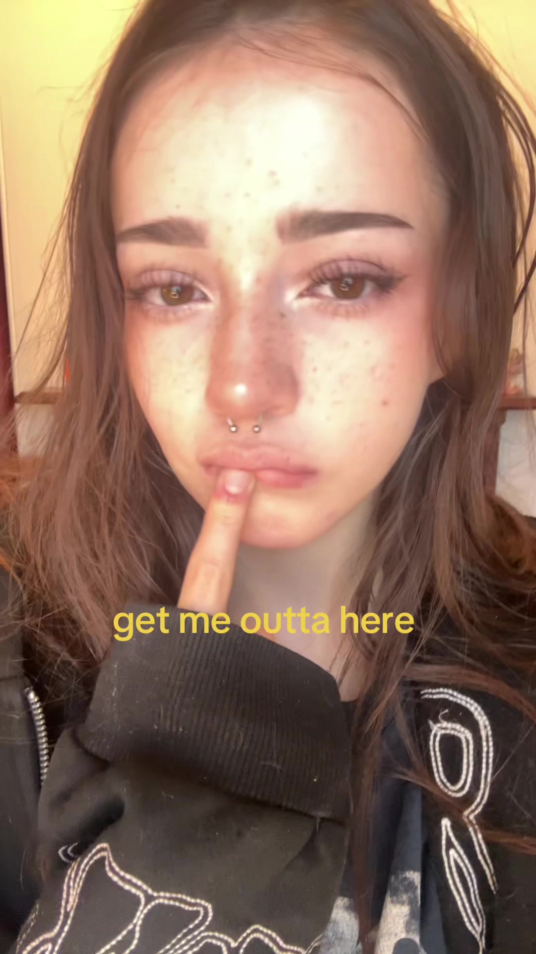 @ava ✨