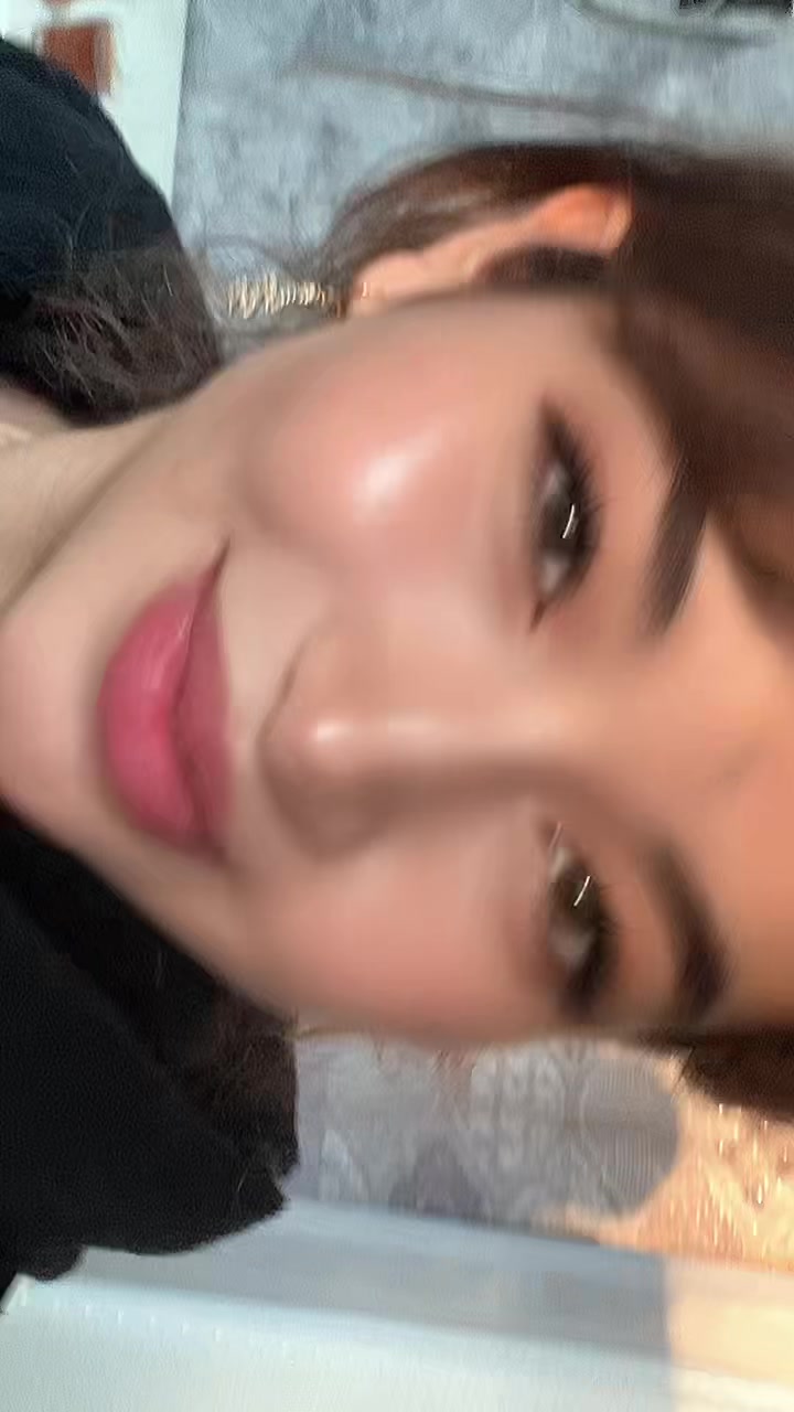 @𝓩𝓲𝔃𝓲🍒