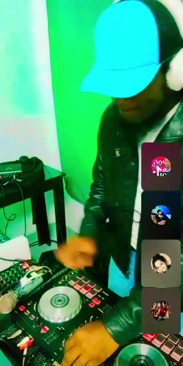@DJ Buzz🎧 Haiti🇭🇹🇧🇷🇺🇸🦁