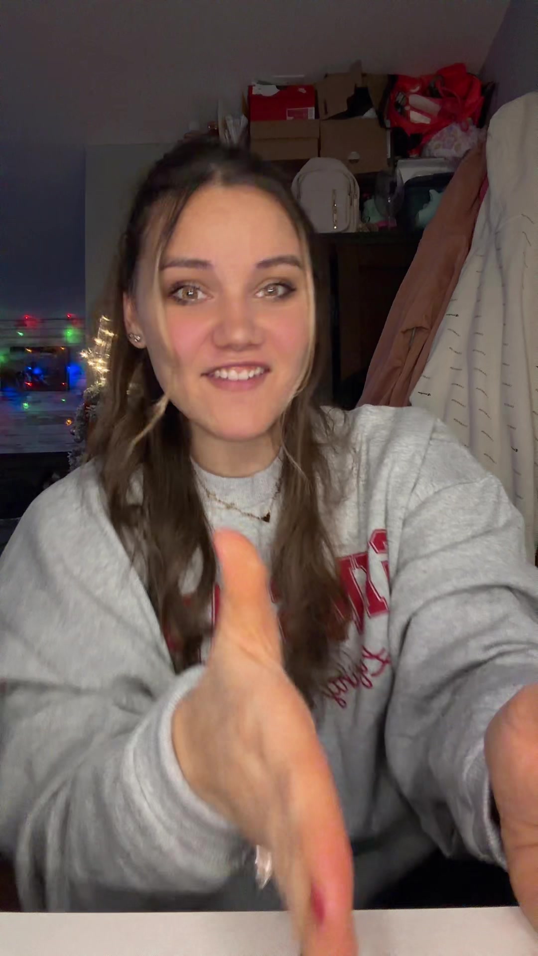 @carlydrew