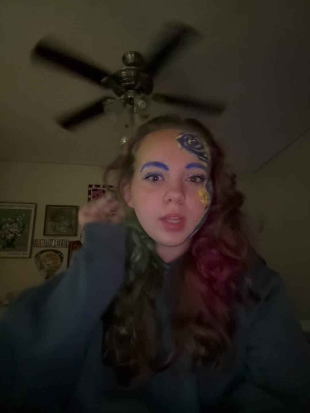 @𝒞𝒶𝓇𝓁𝓎 🦄✨🪩