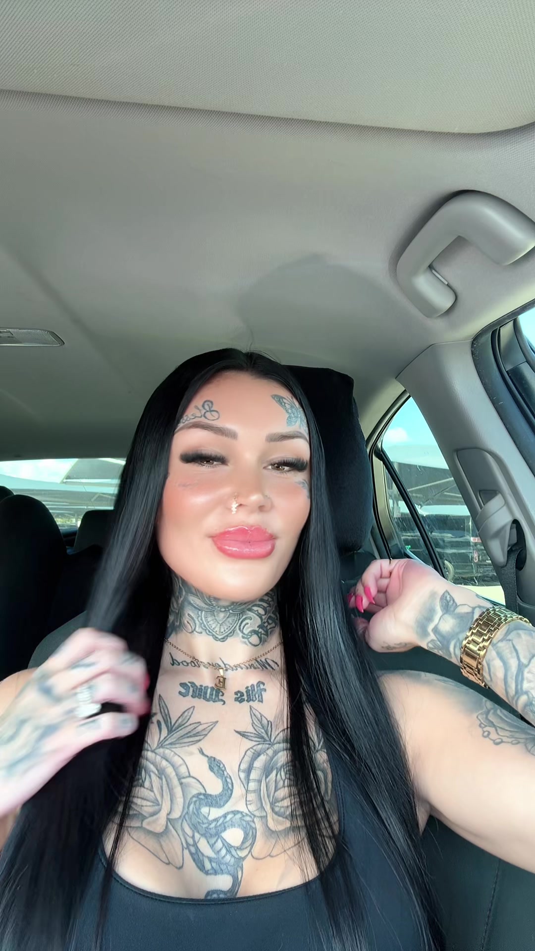 @Ellie Lejla Tara&scaron;