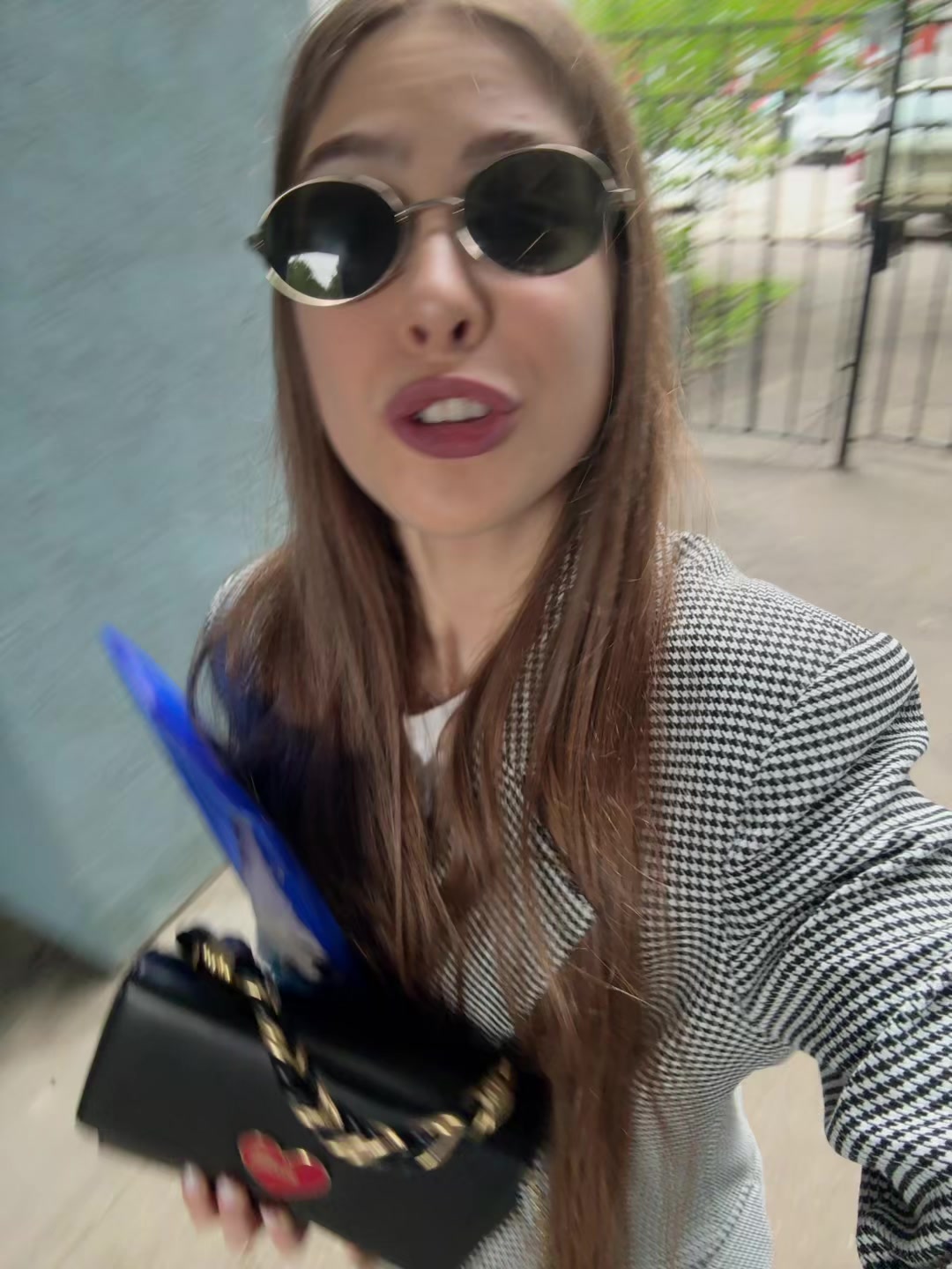 @Полина