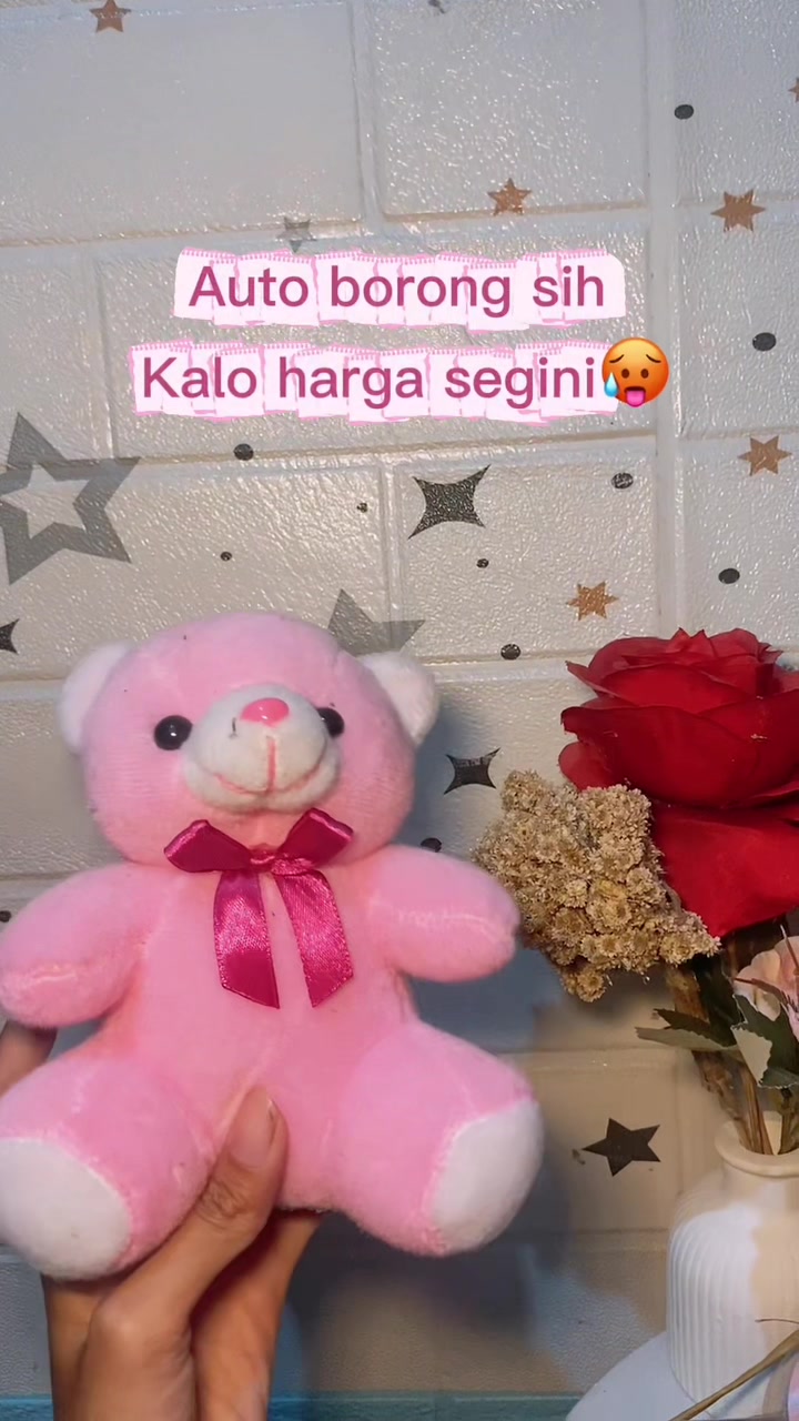 @Explore With Riska🖐️