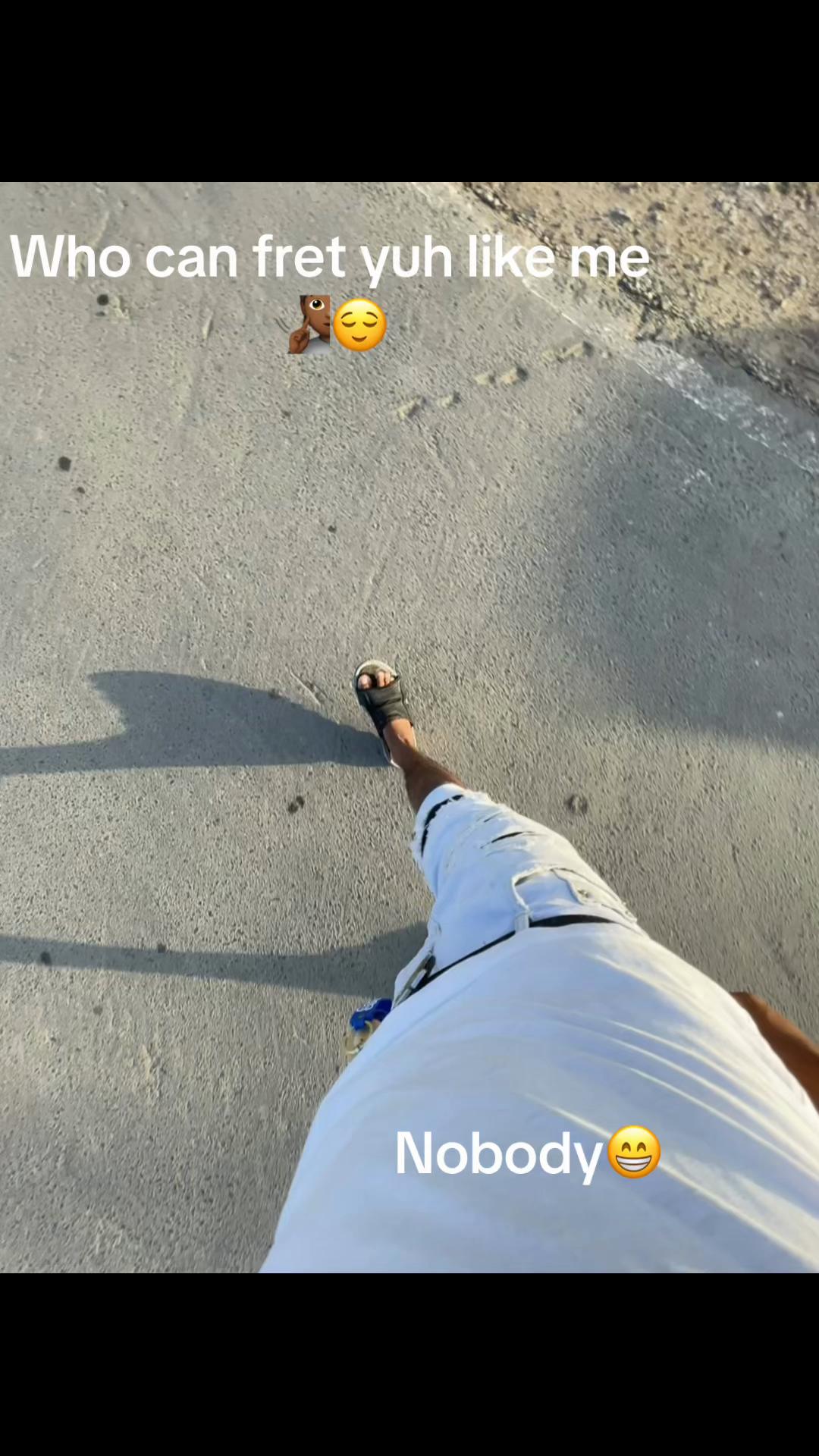 @Ajay🐊💤