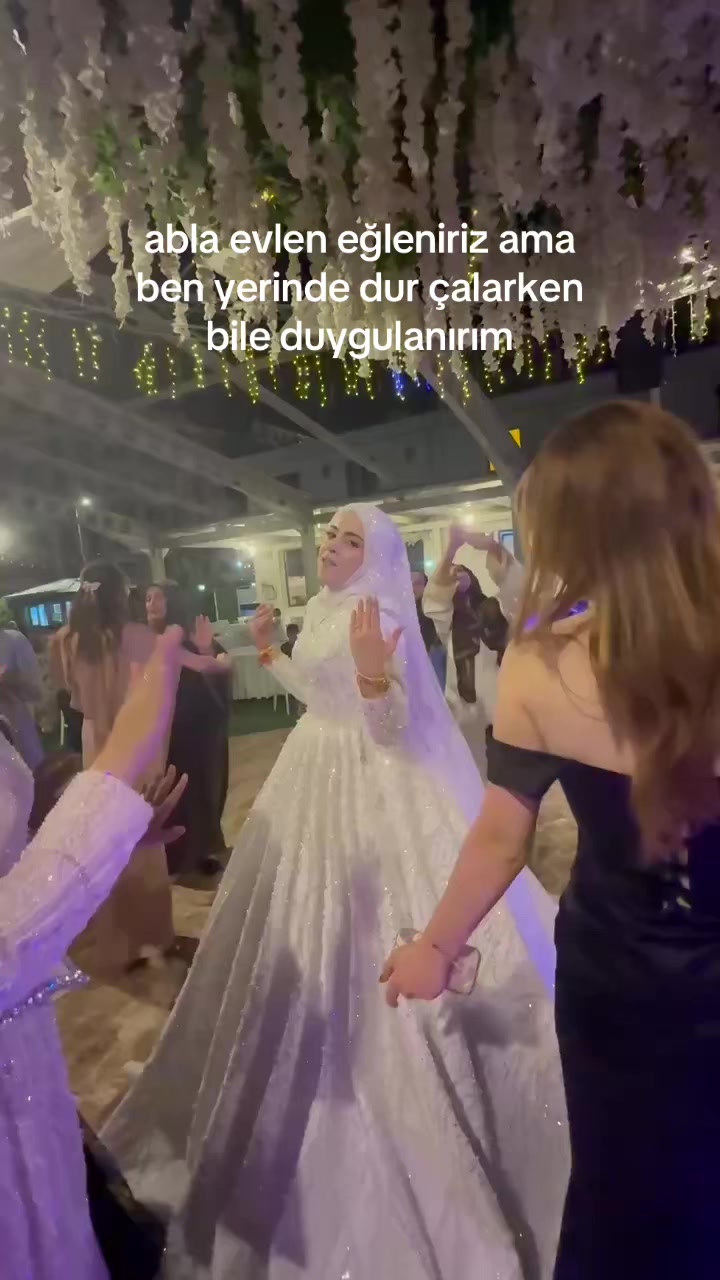 @merveelmas