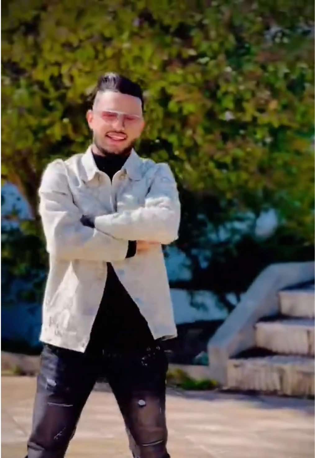 @samou19_