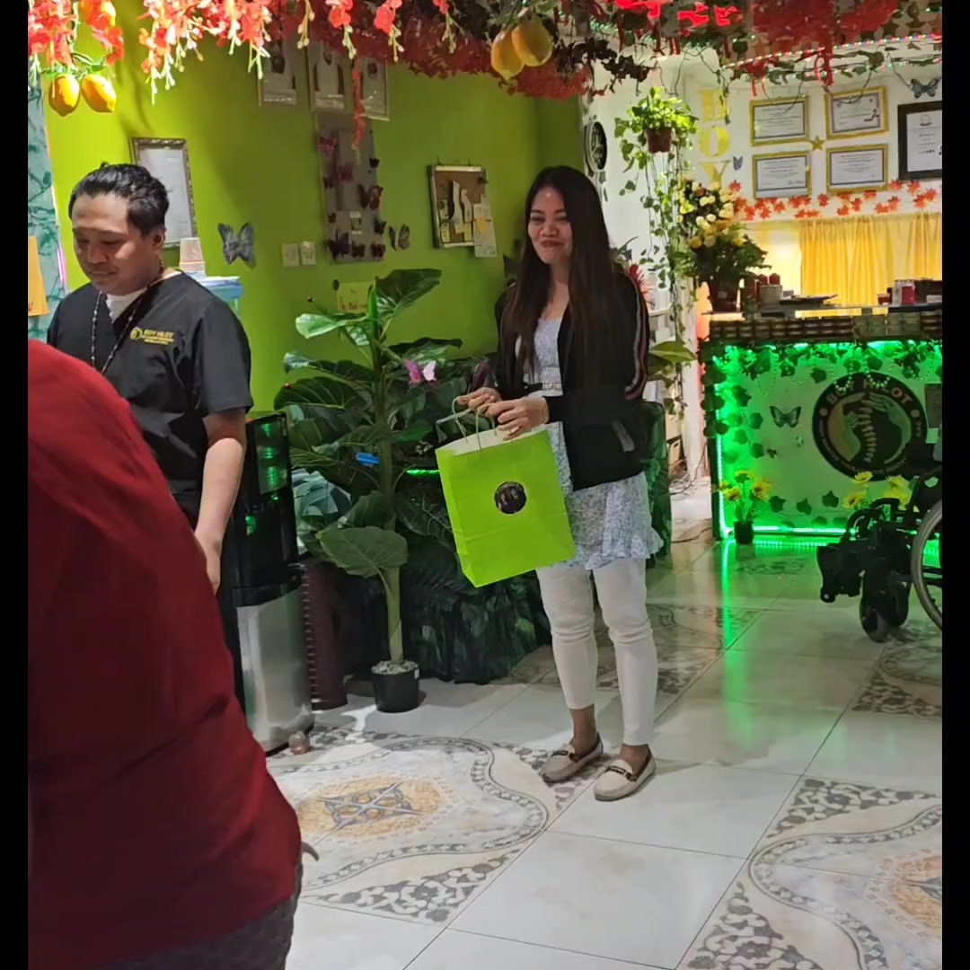 @BOY HILOT
