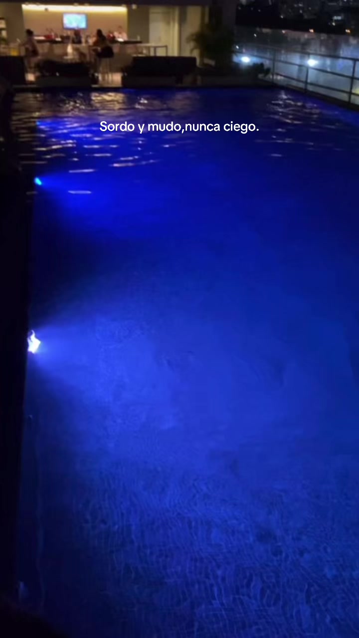 @Gg