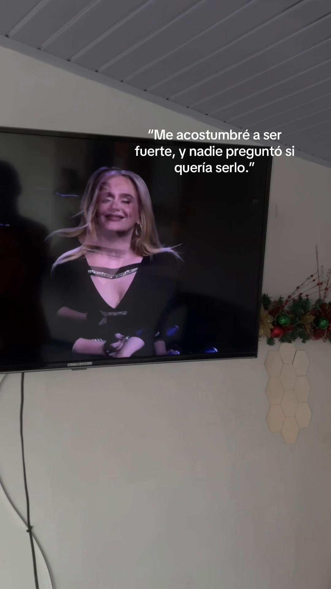 @adeleblue1