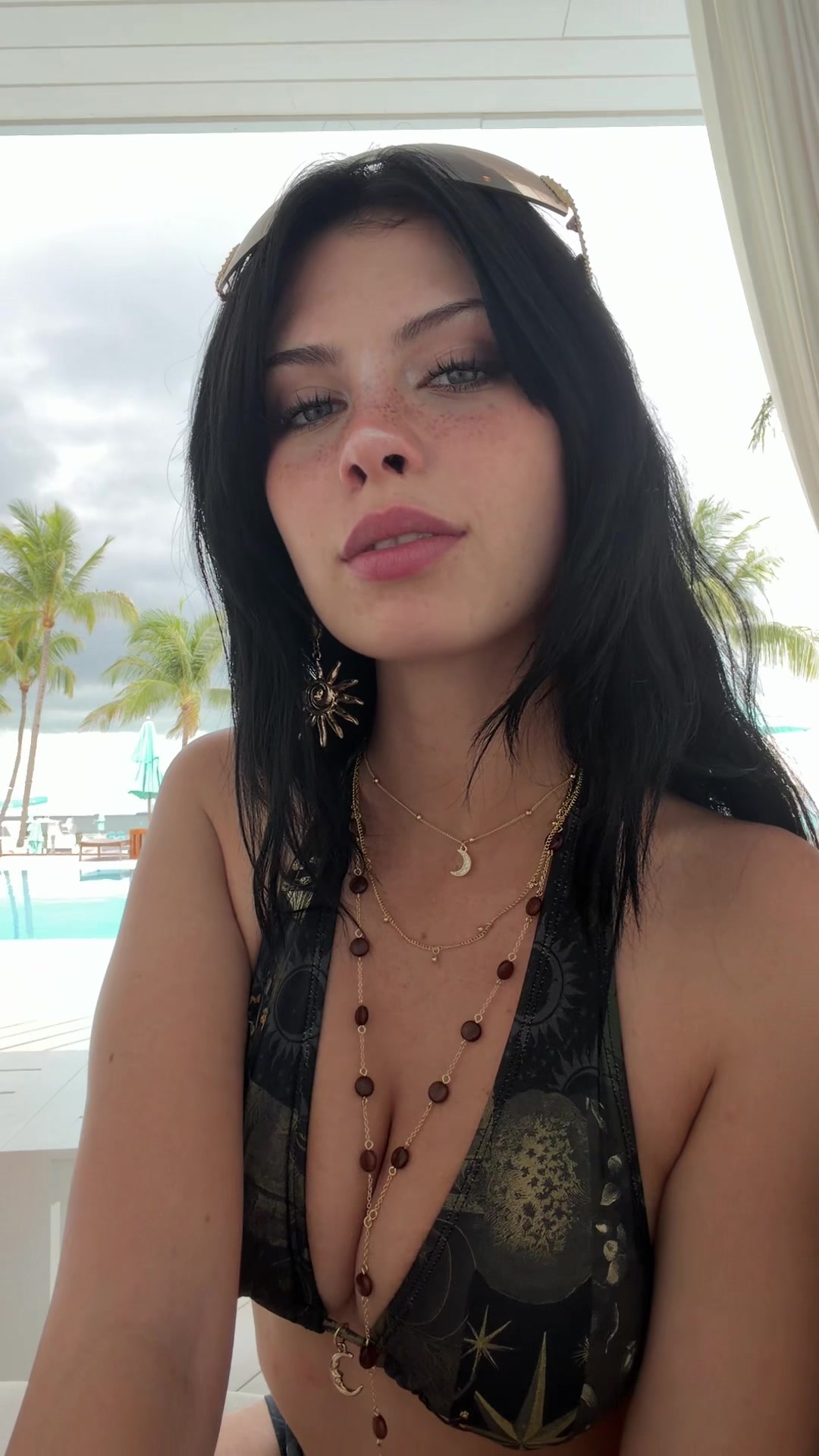@aviva