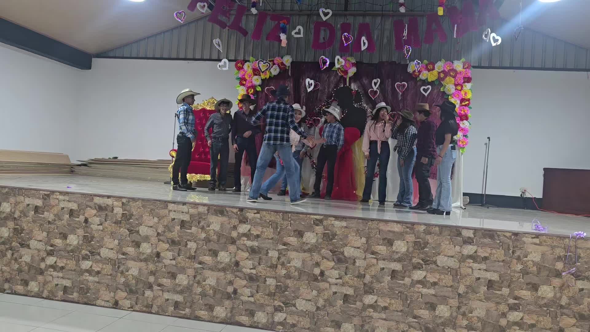 @El Profe Rol&acirc;n