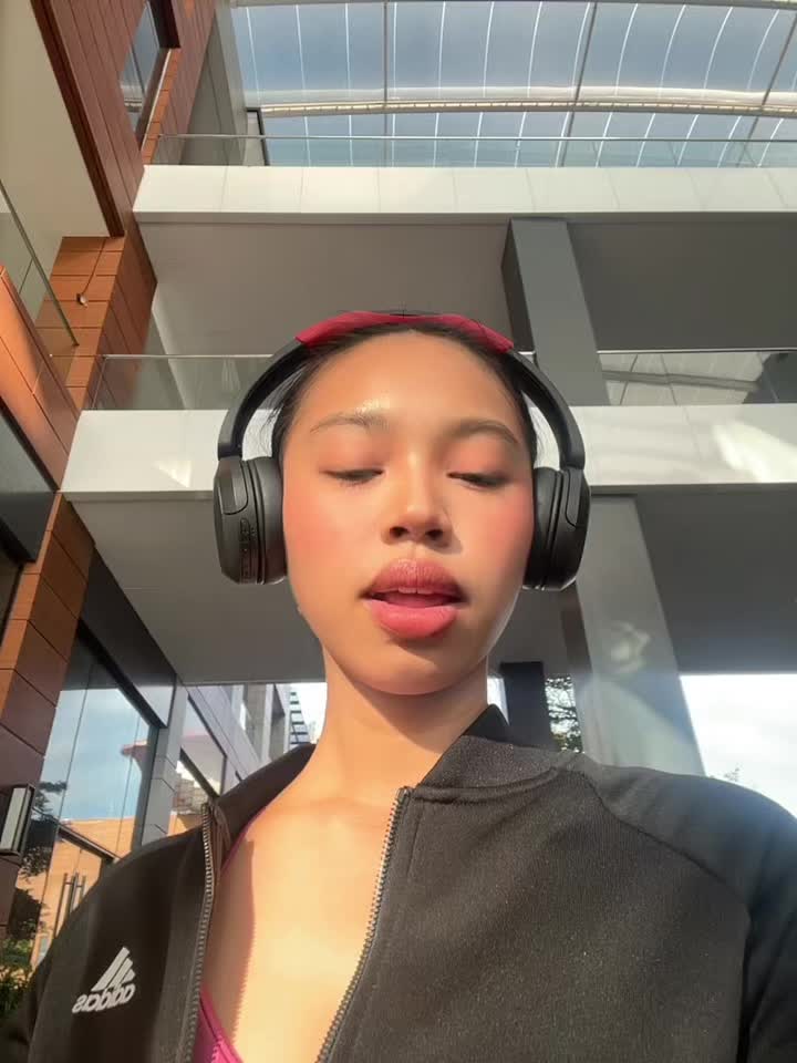 @zi&sup2;