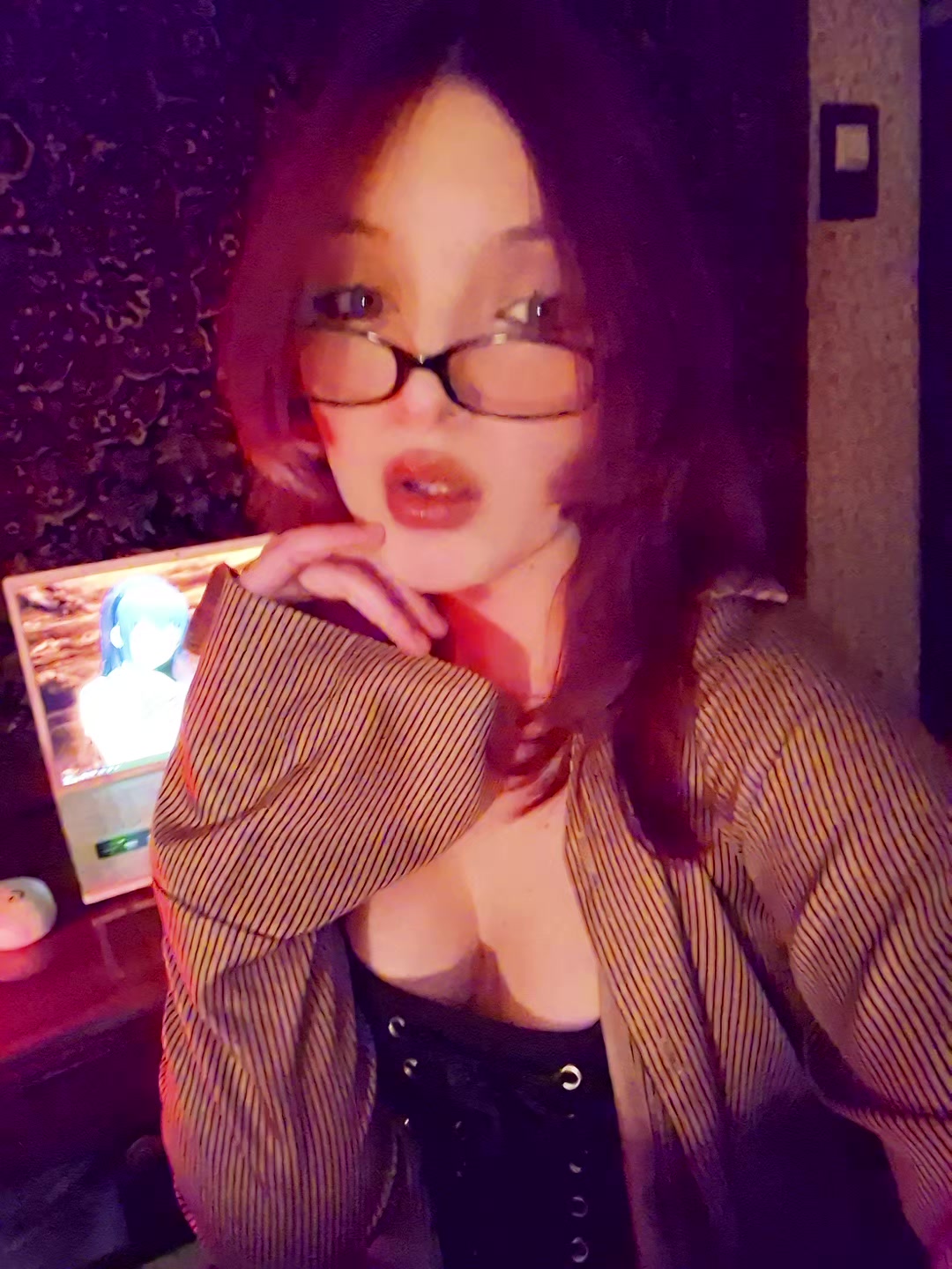 @алеся