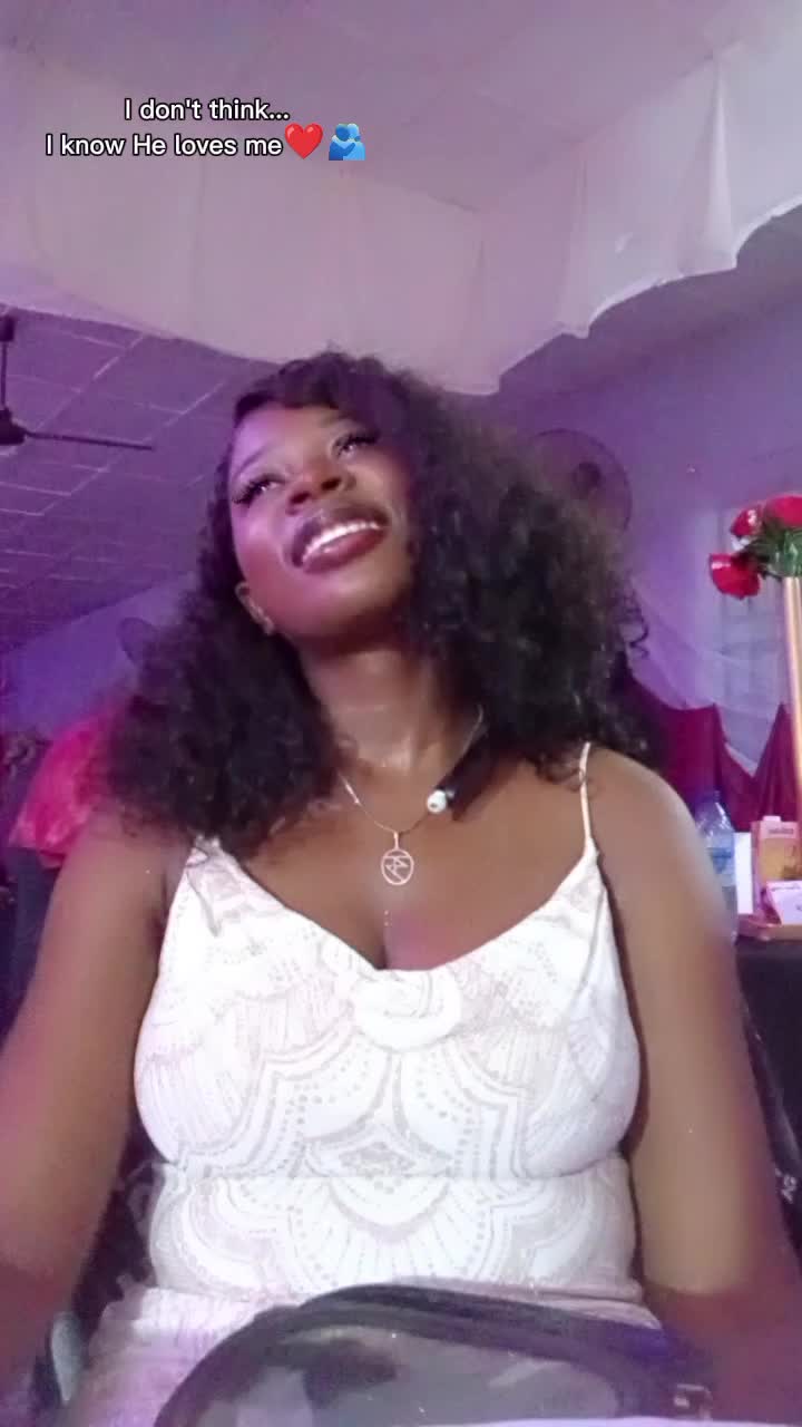 @Christabel 💜🦋