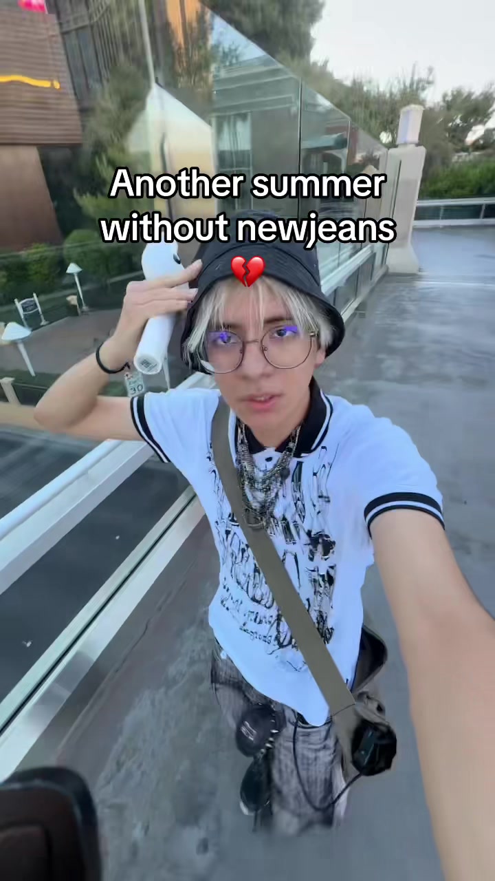 @AlexYanat