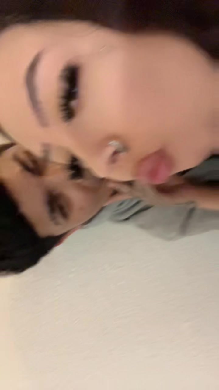 @Desiree 🦋