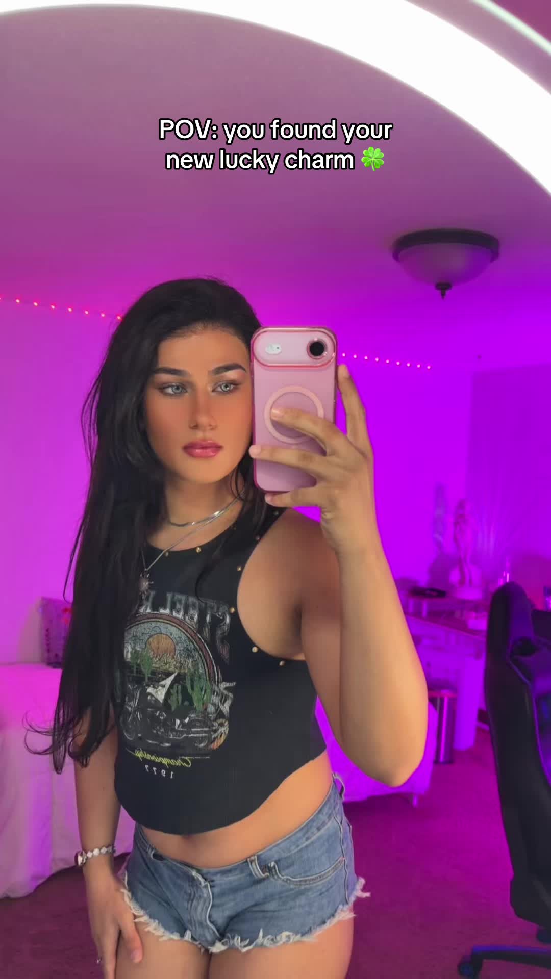 @theyenfox