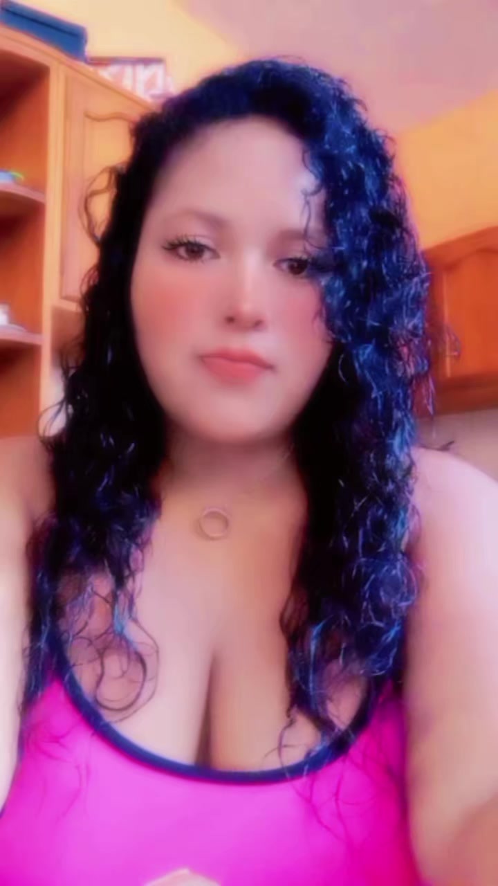 @Nickii tú nena hermosa 💞