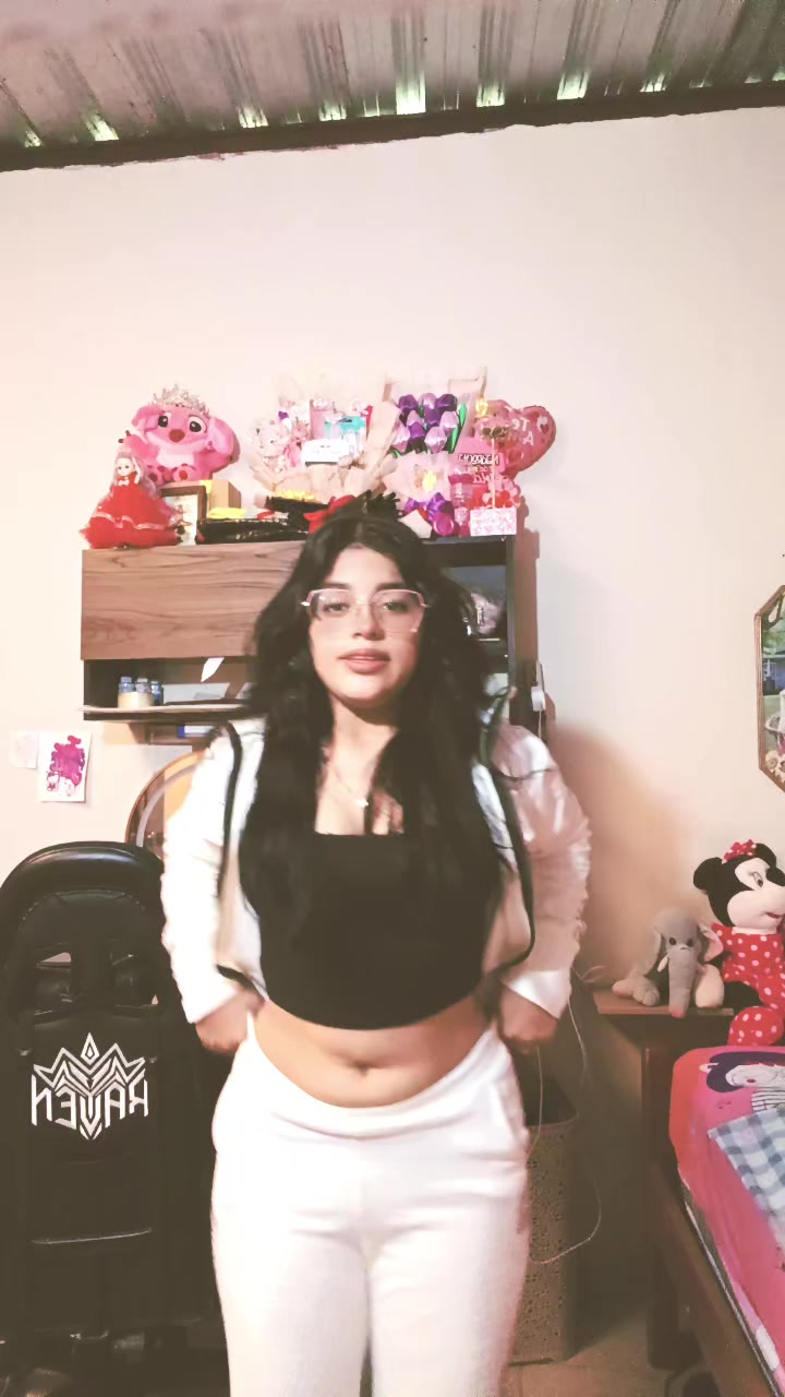 @Liz_🧸.