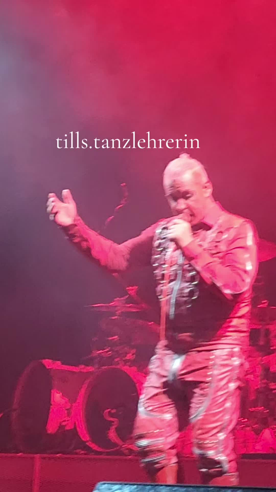 @Tills Tanzlehrerin