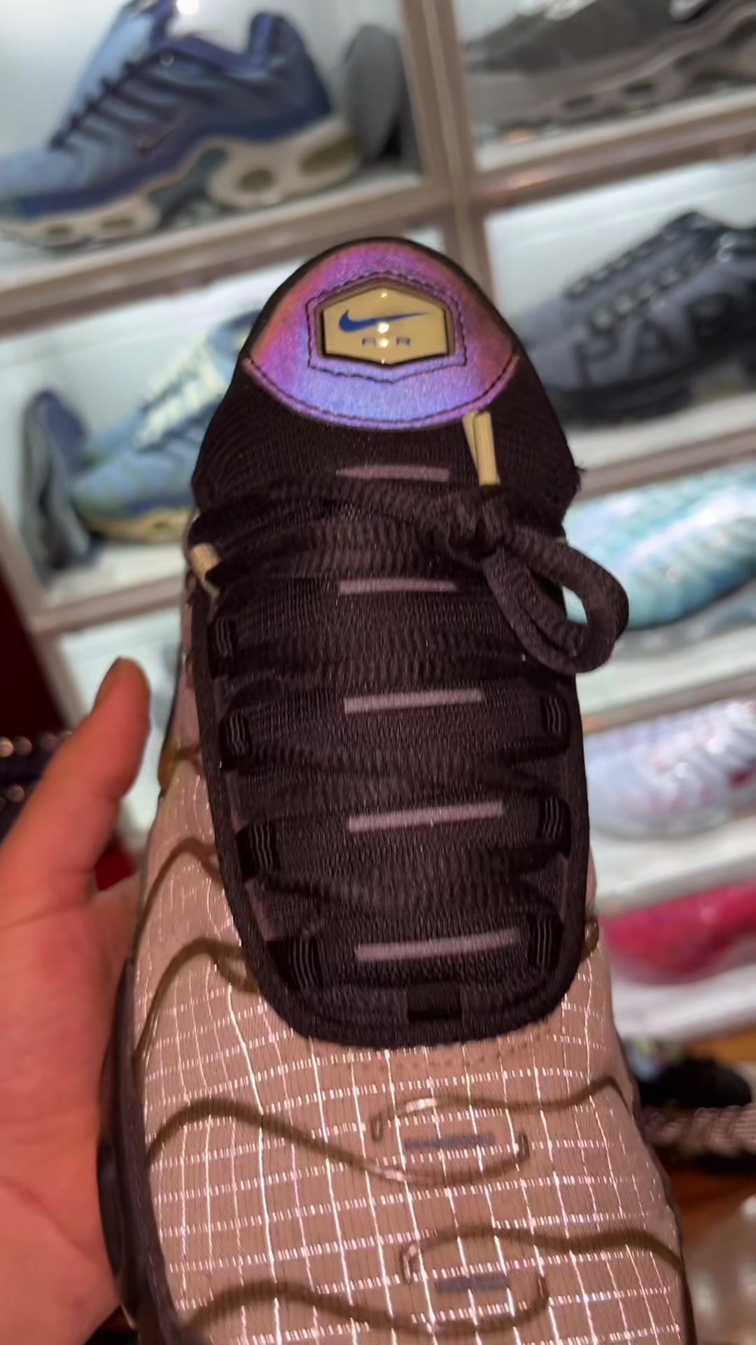 @laced_tns