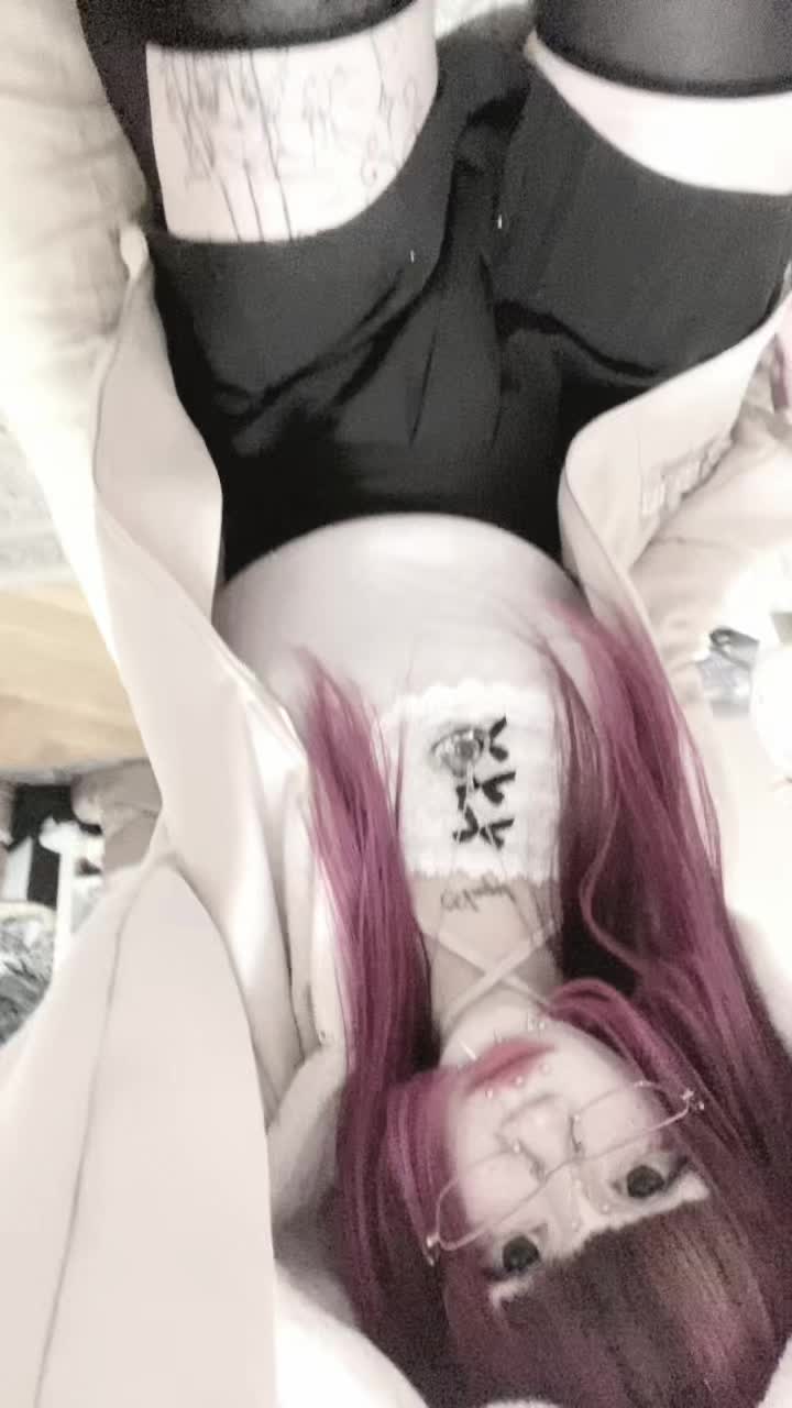 @ananac_ ˶o̴̶̷᷄‸o̴̶̷̥᷅˶