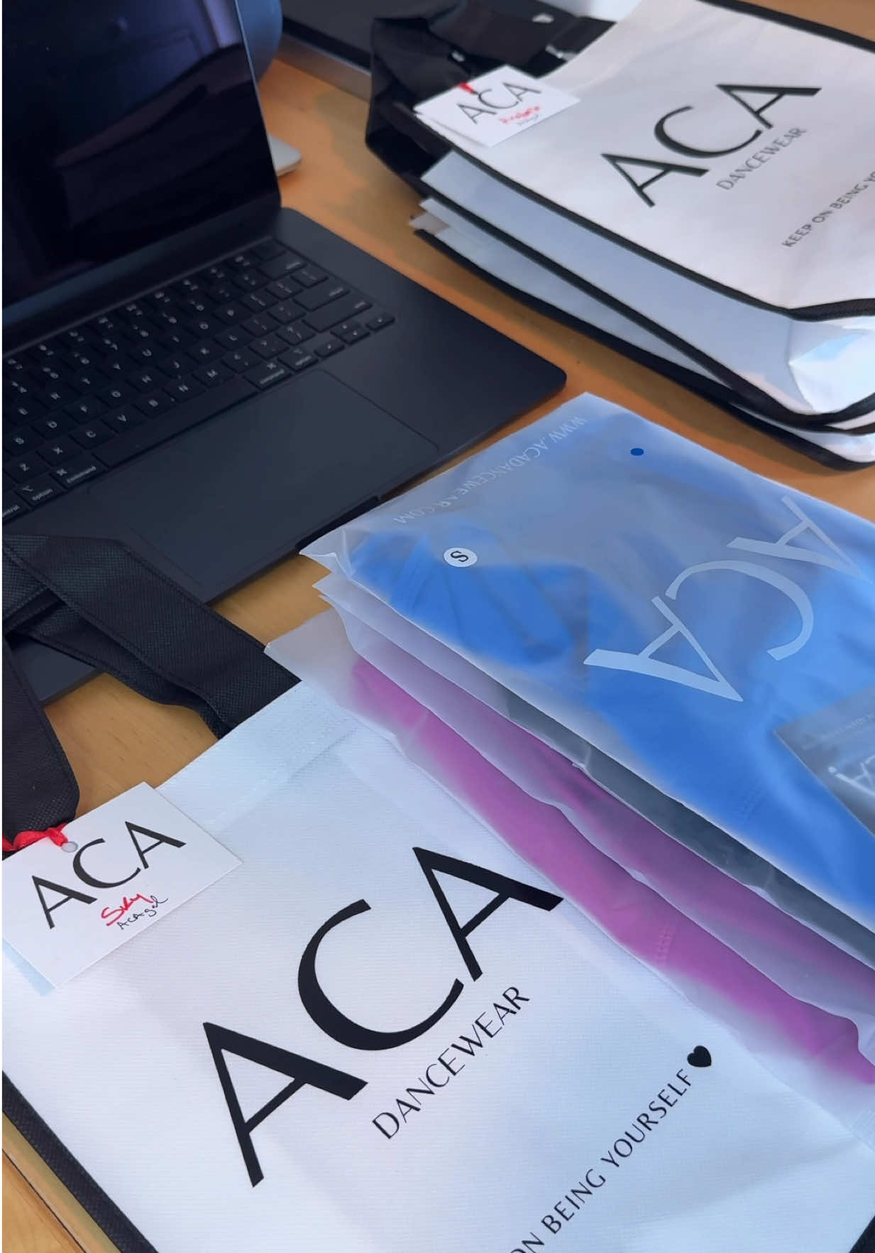 @ACA BRANDS