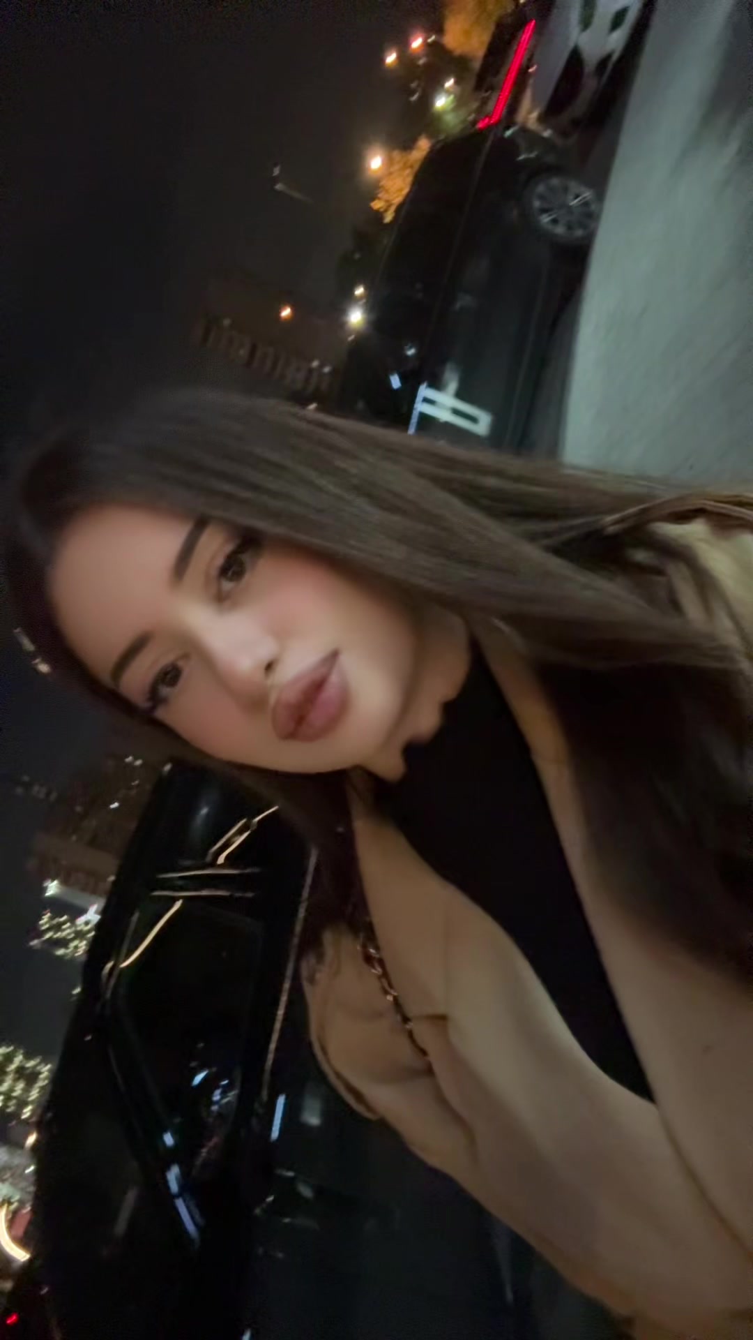 @Айлин🌙