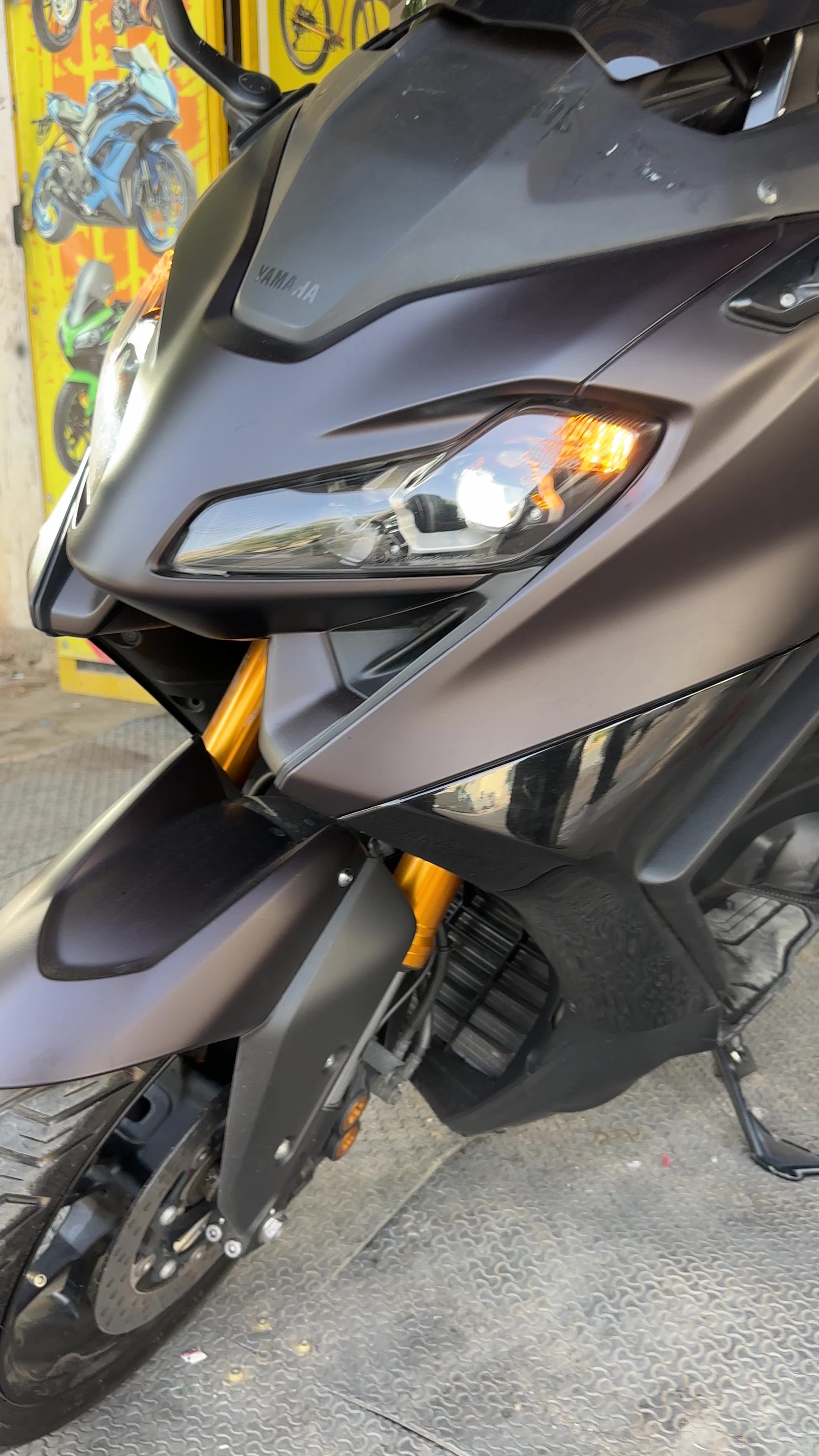 @Sofiane piéces Moto 13
