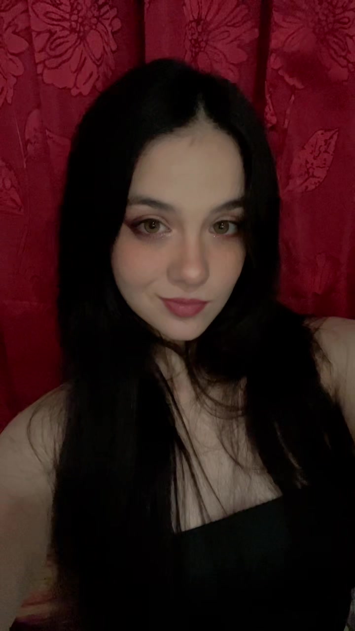 @Larita✨