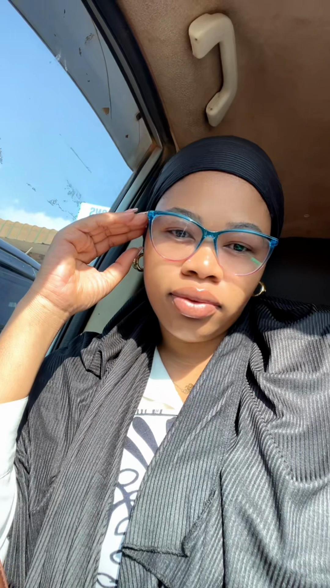 @YaaBeautyRoom (YaaHontz)