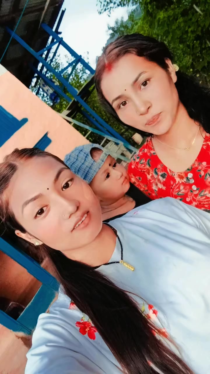 @binita nepali 60