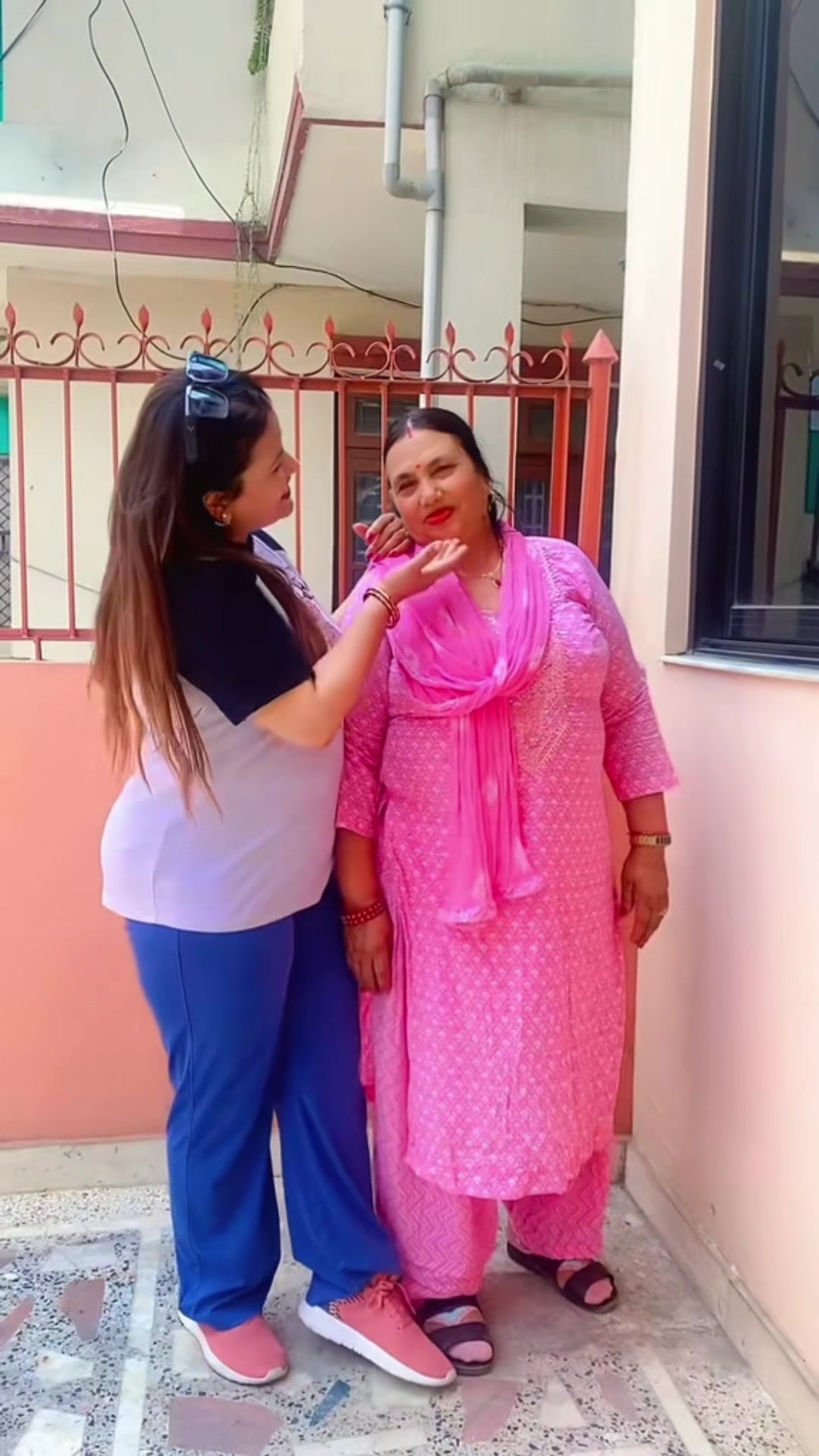 @सुमित्रा कंडेल
