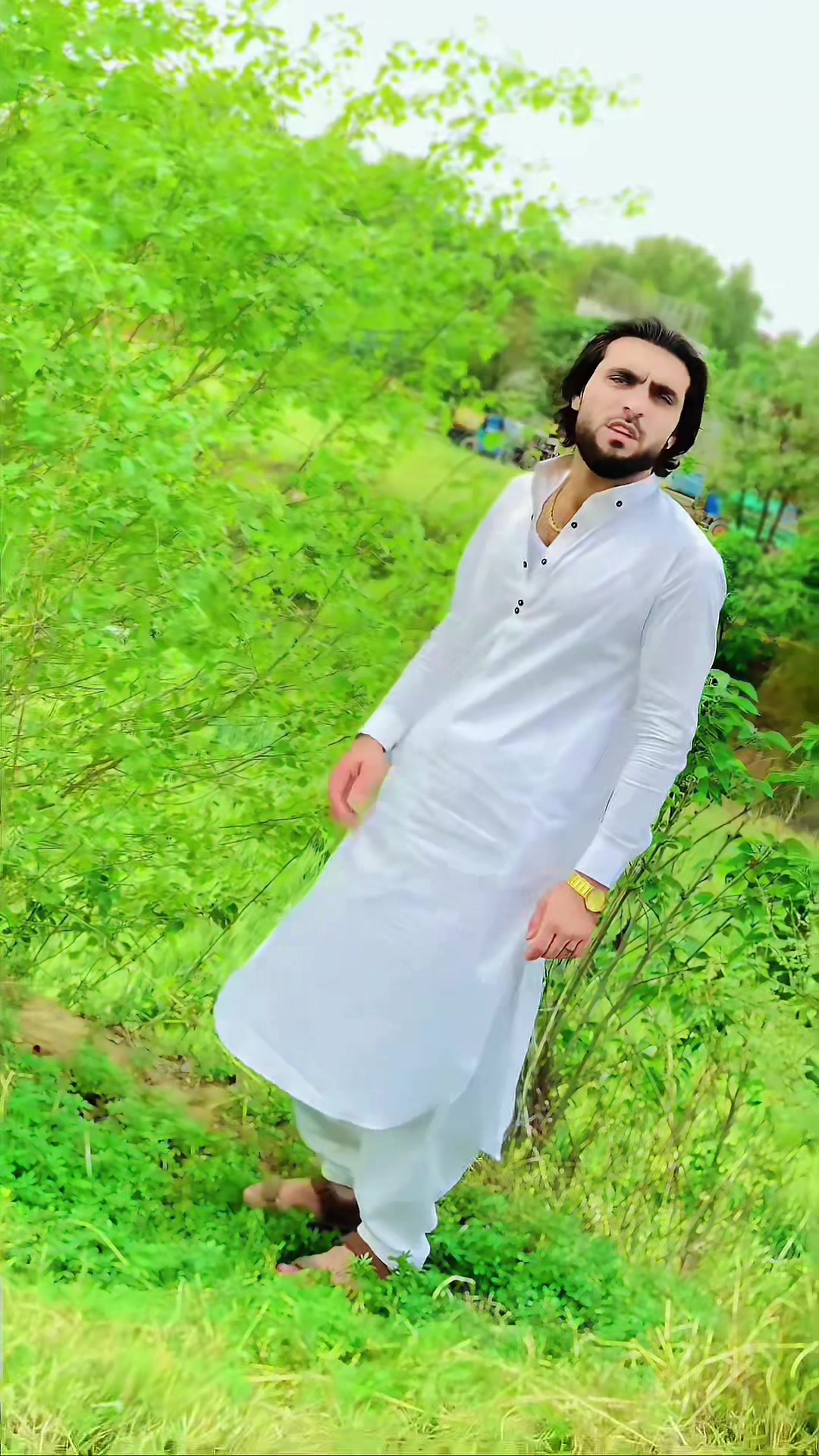 @Zubair pathan🤬