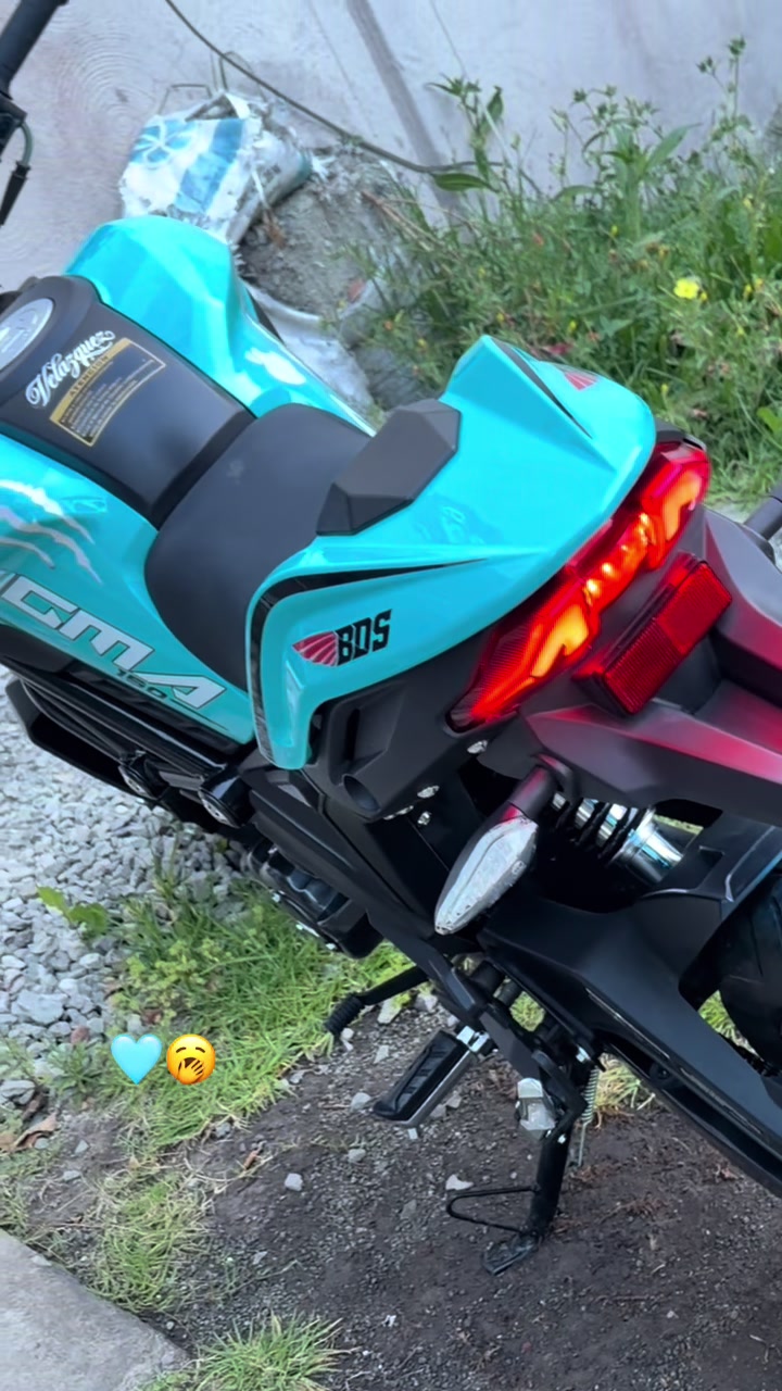 @velazquezz_p