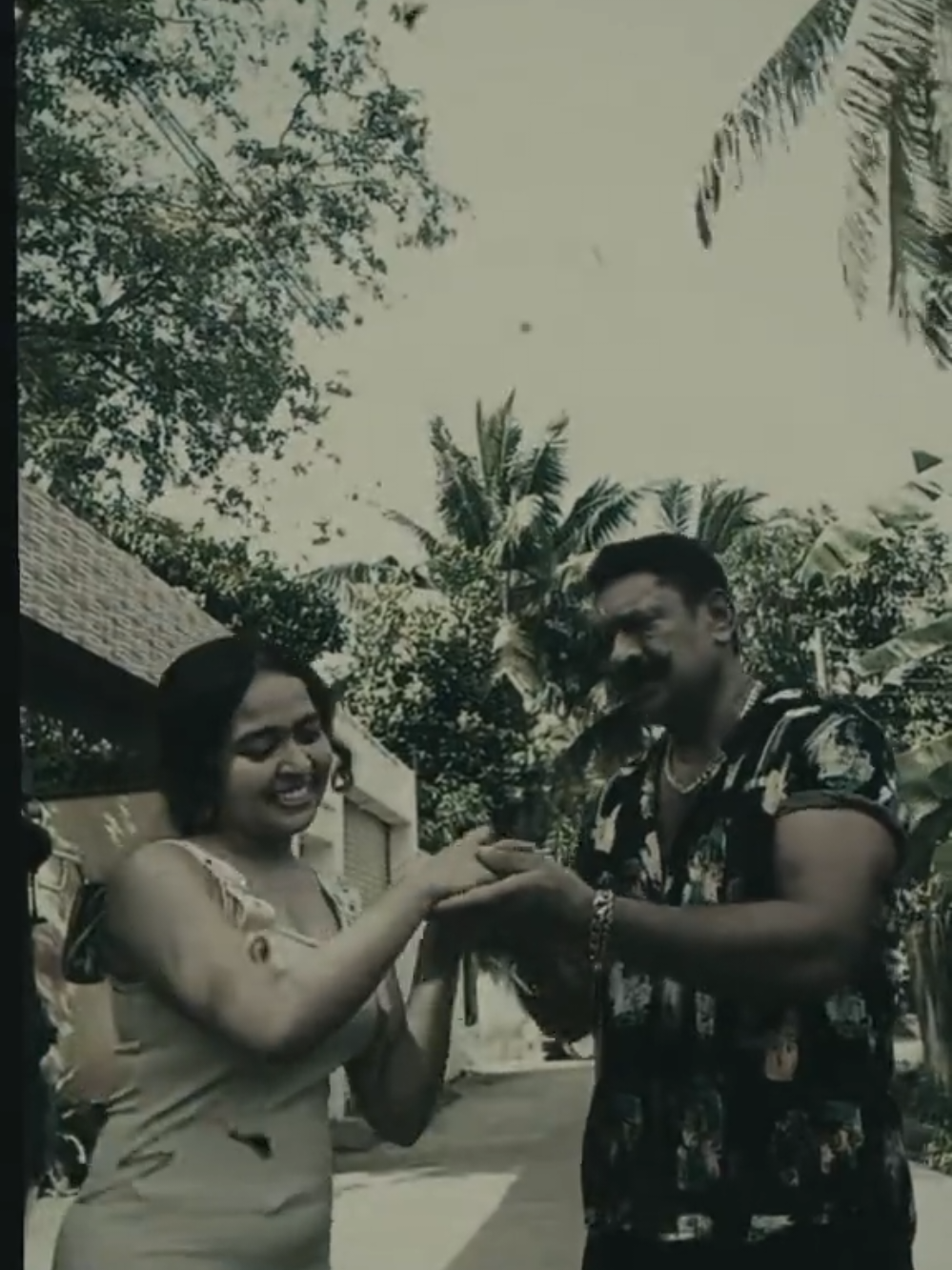 @Malee ( මාලී )