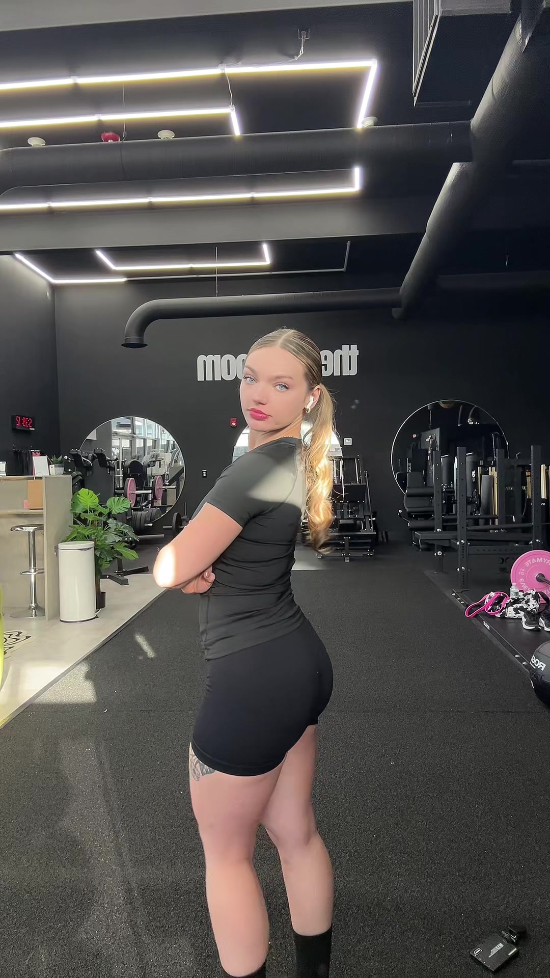 @bodypartyw.ary