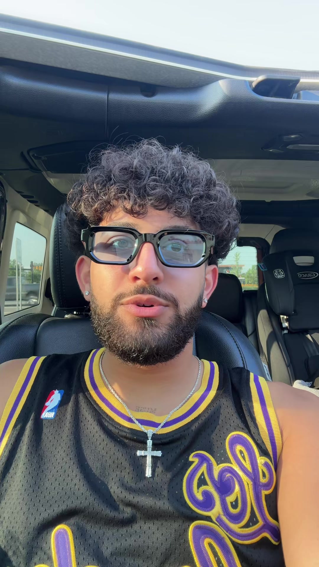 @Jj🧊