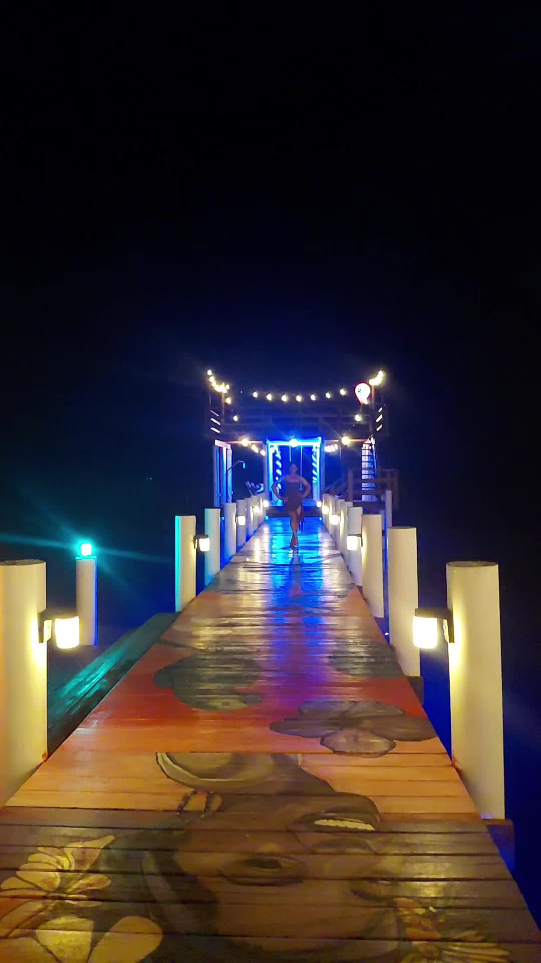 @SHANINA VALENTINA CAAL