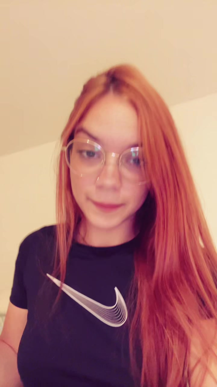 @camilezcano__
