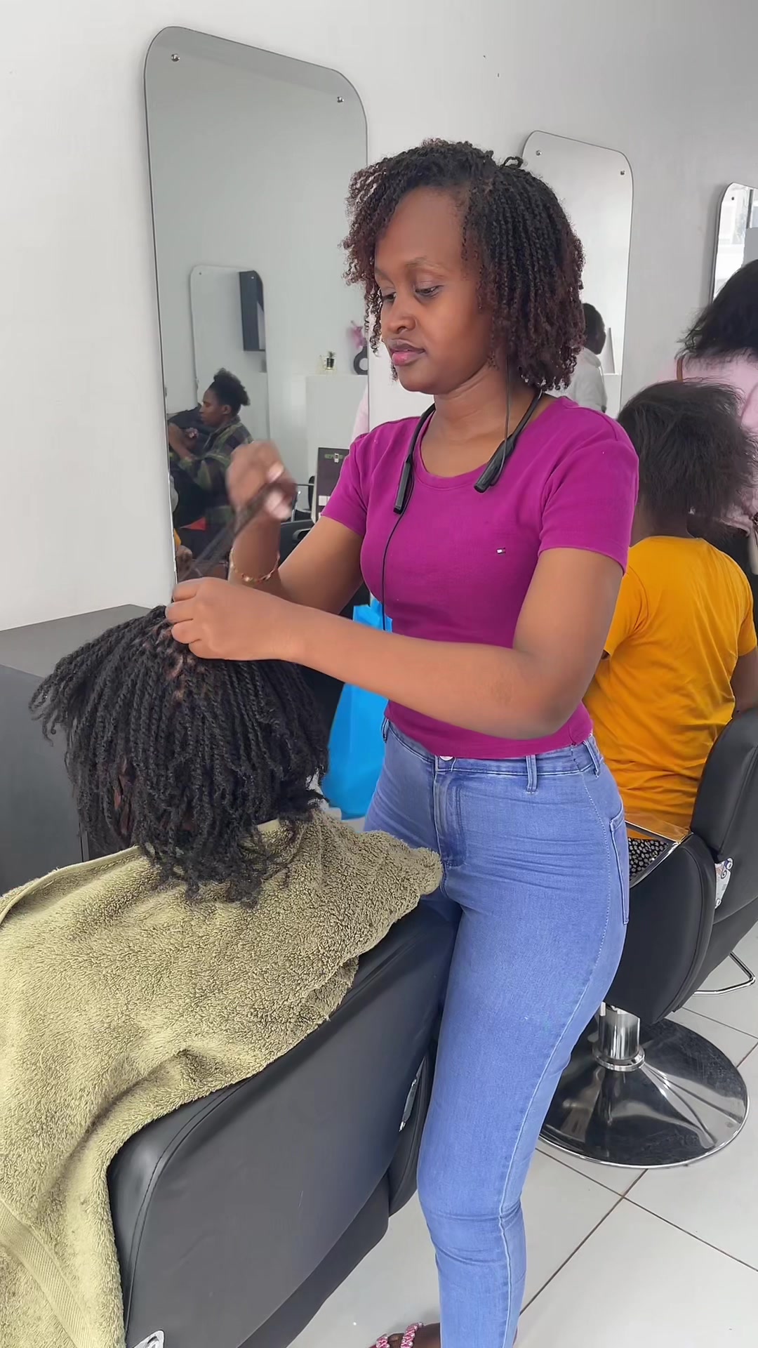 @hair_by_phyll