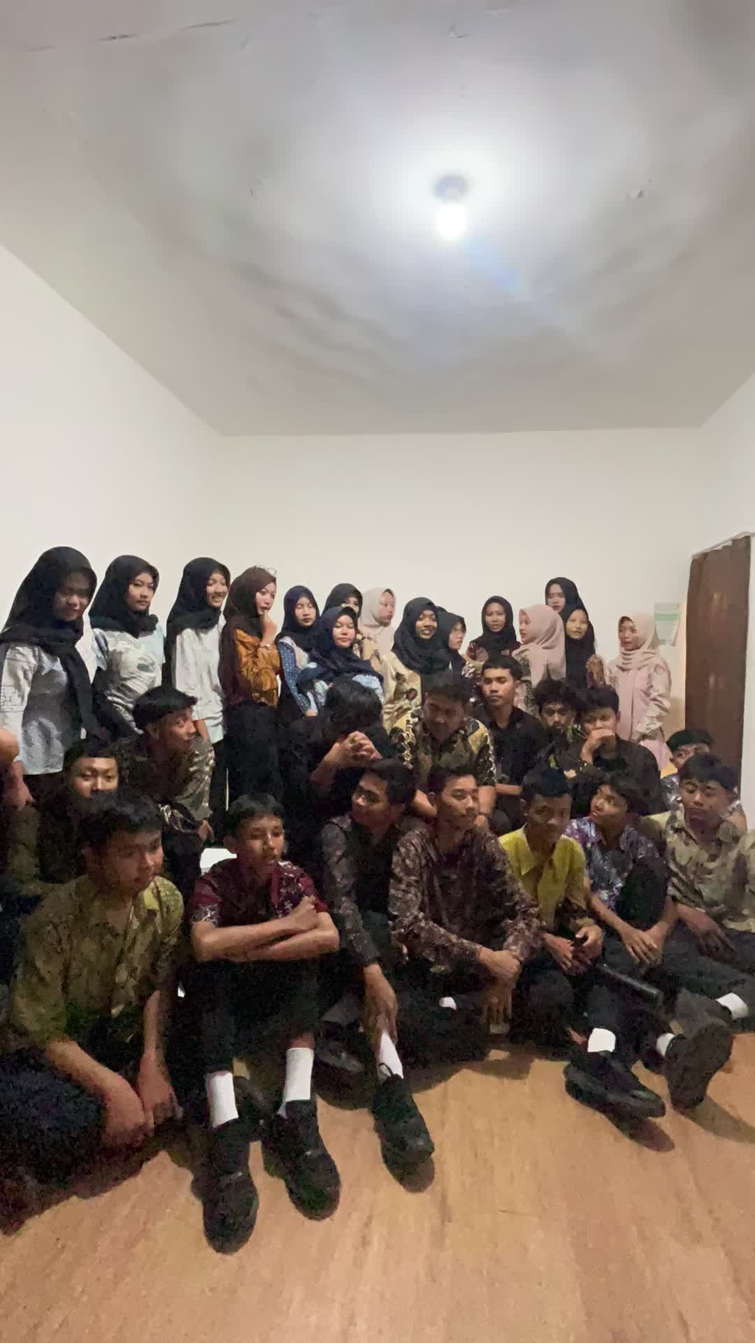 @X.E8