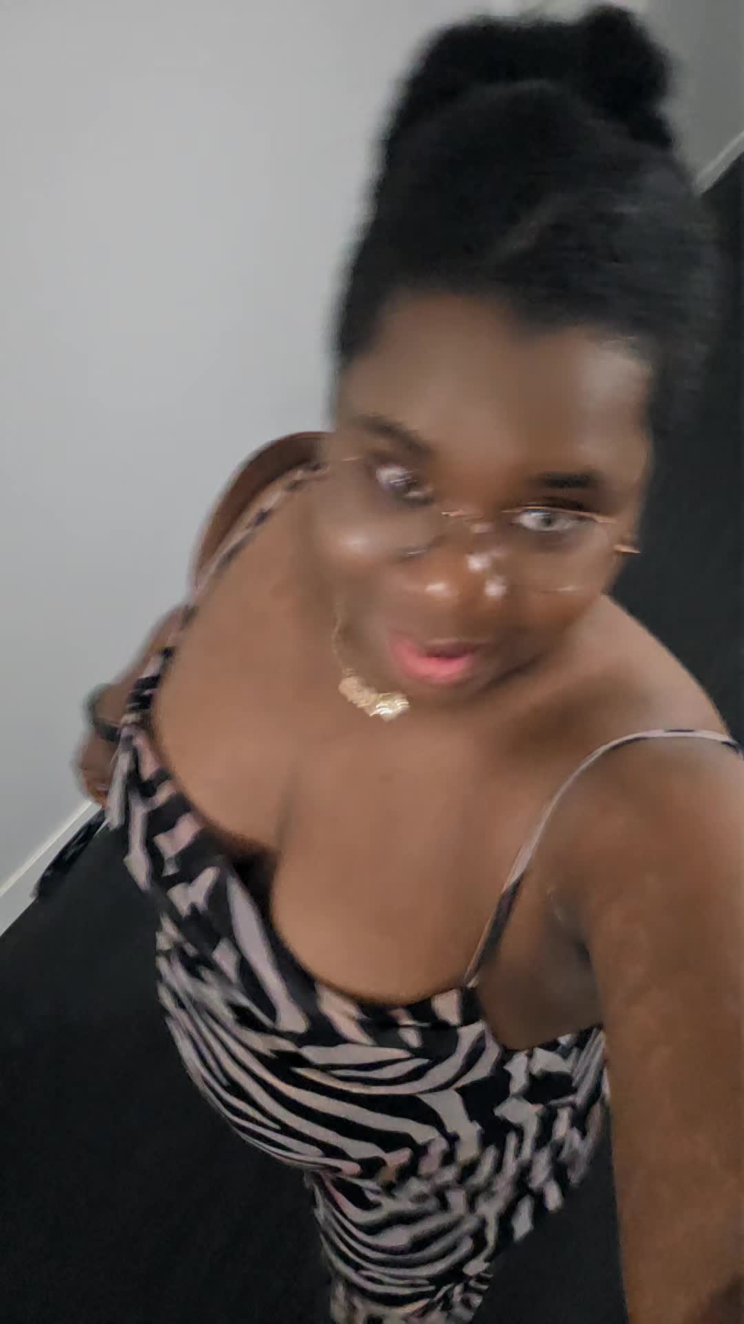 @Meldiva23🦋