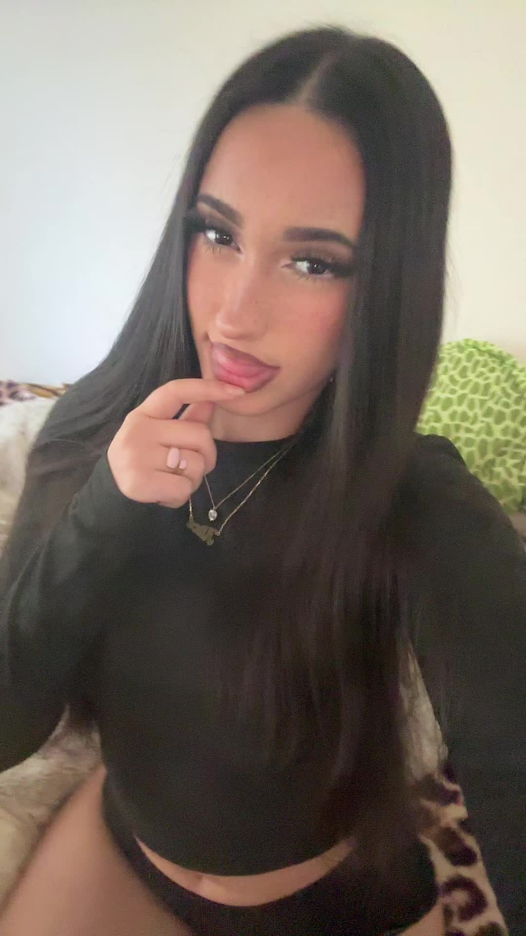 @alicee🍬