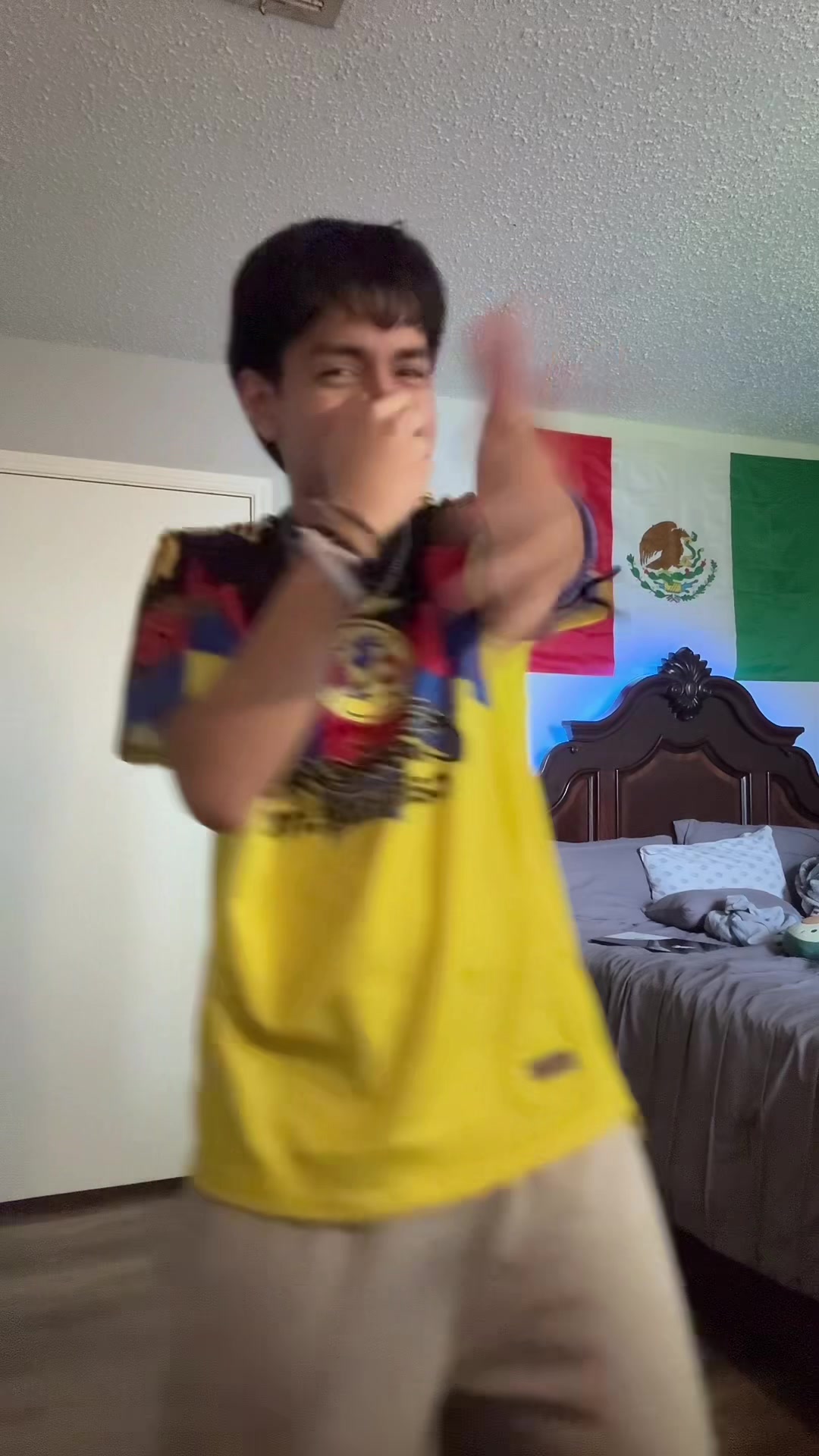 @Clipxy𓅂