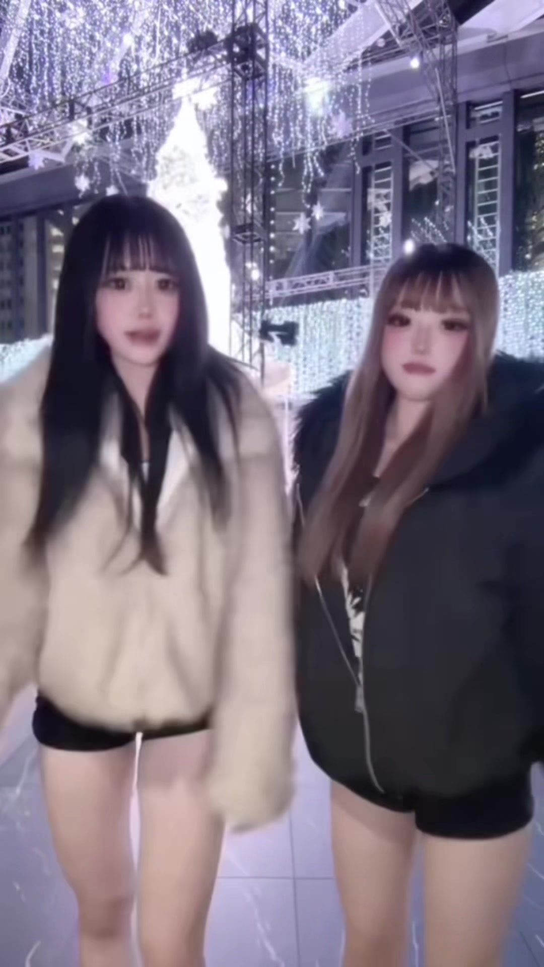 @み