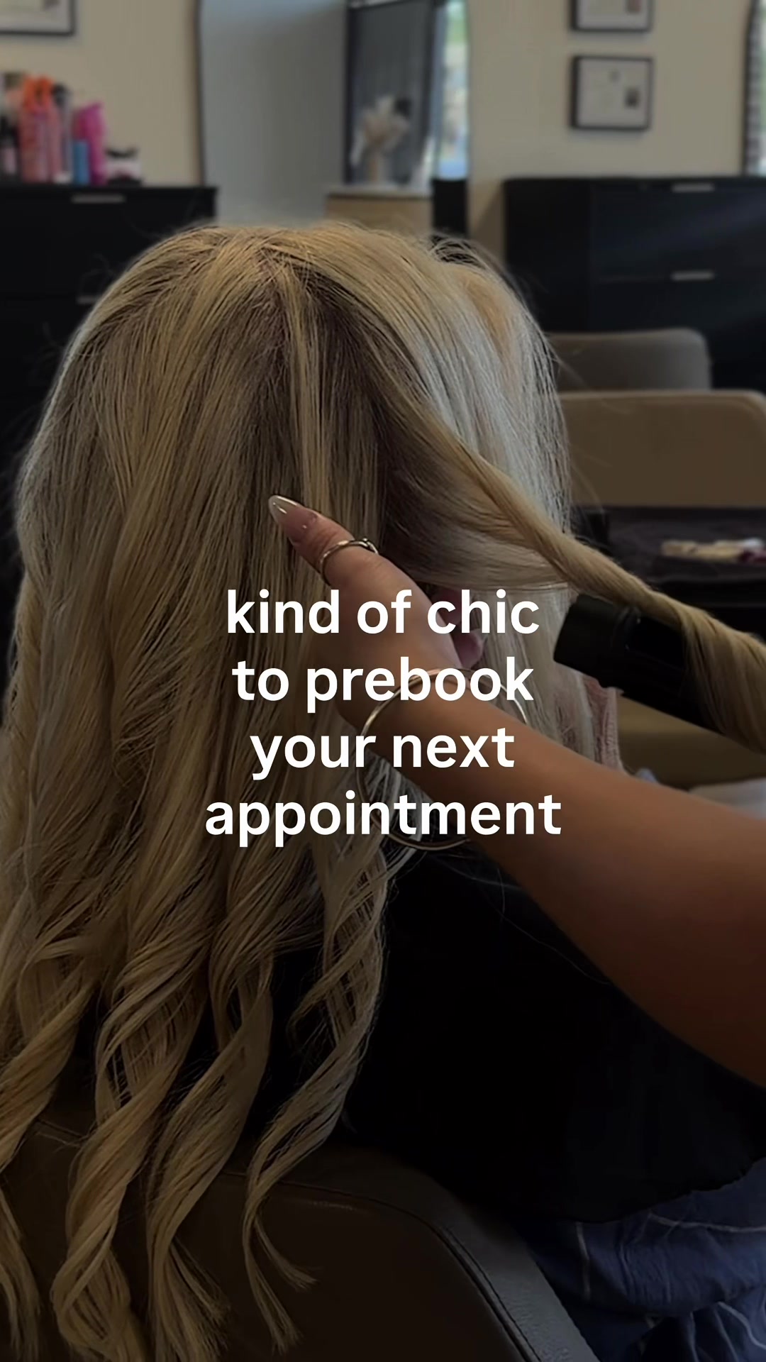 @The Mane Blonde Studio